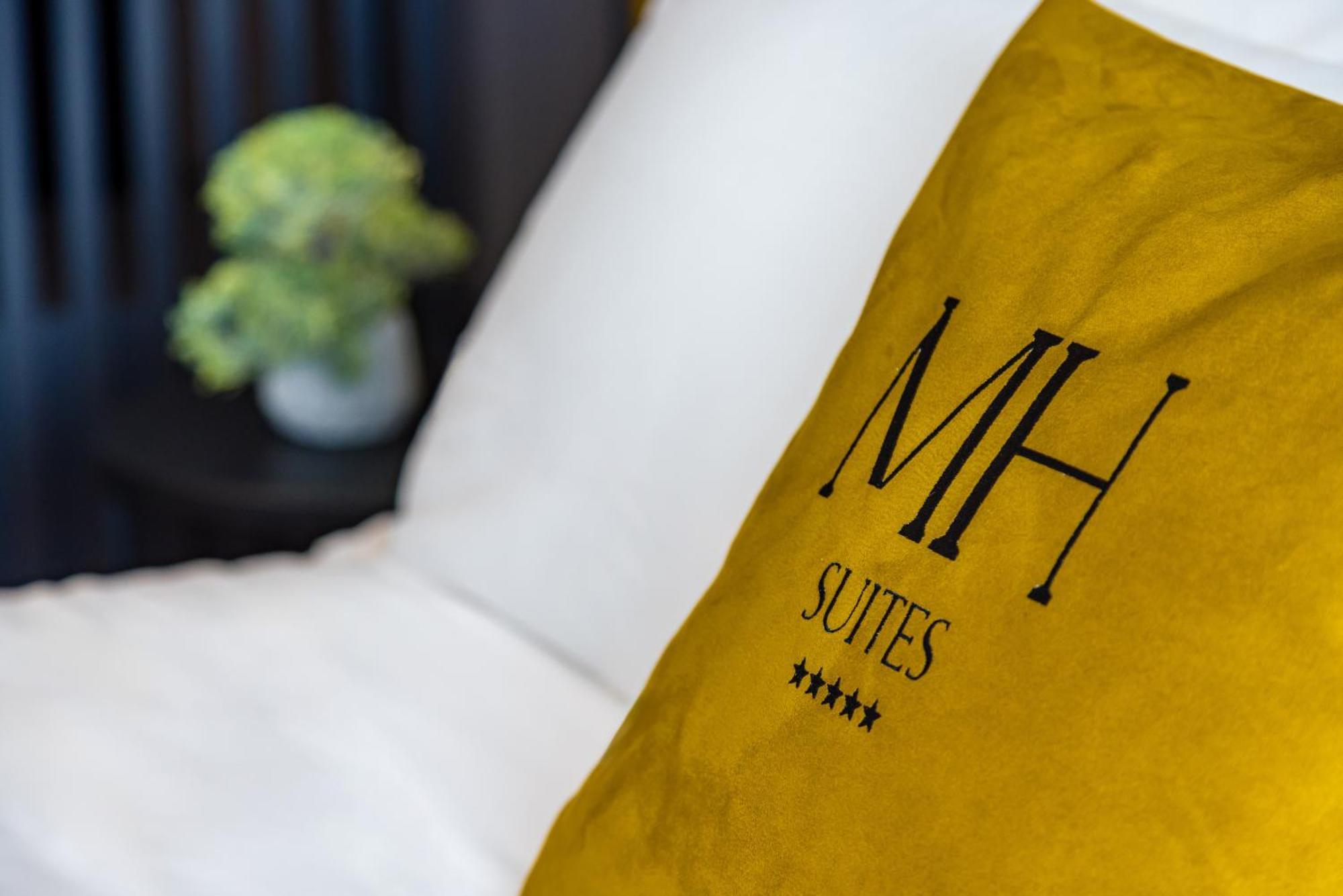 Mh Suites Plebiscito Napoli Exterior foto