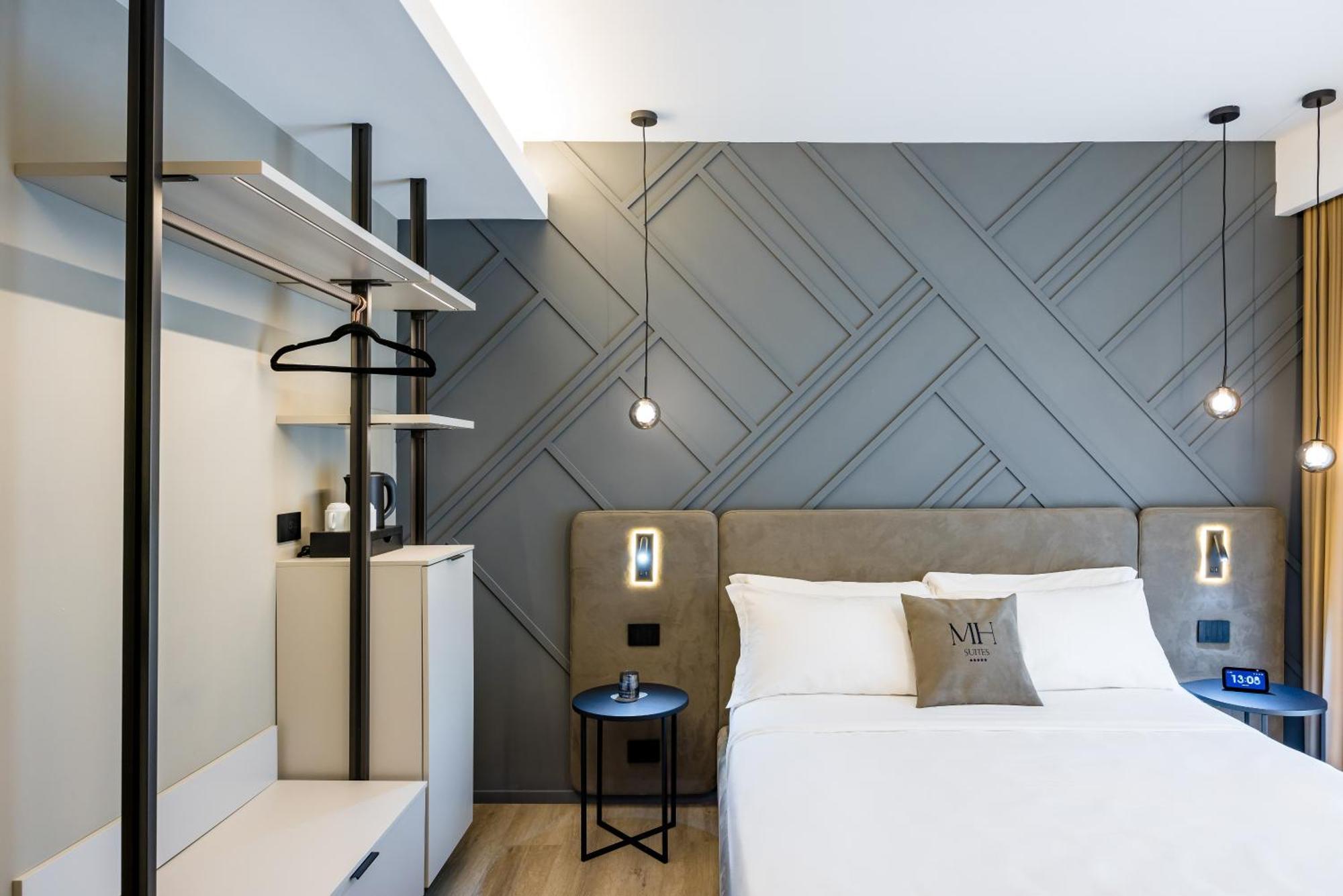 Mh Suites Plebiscito Napoli Exterior foto