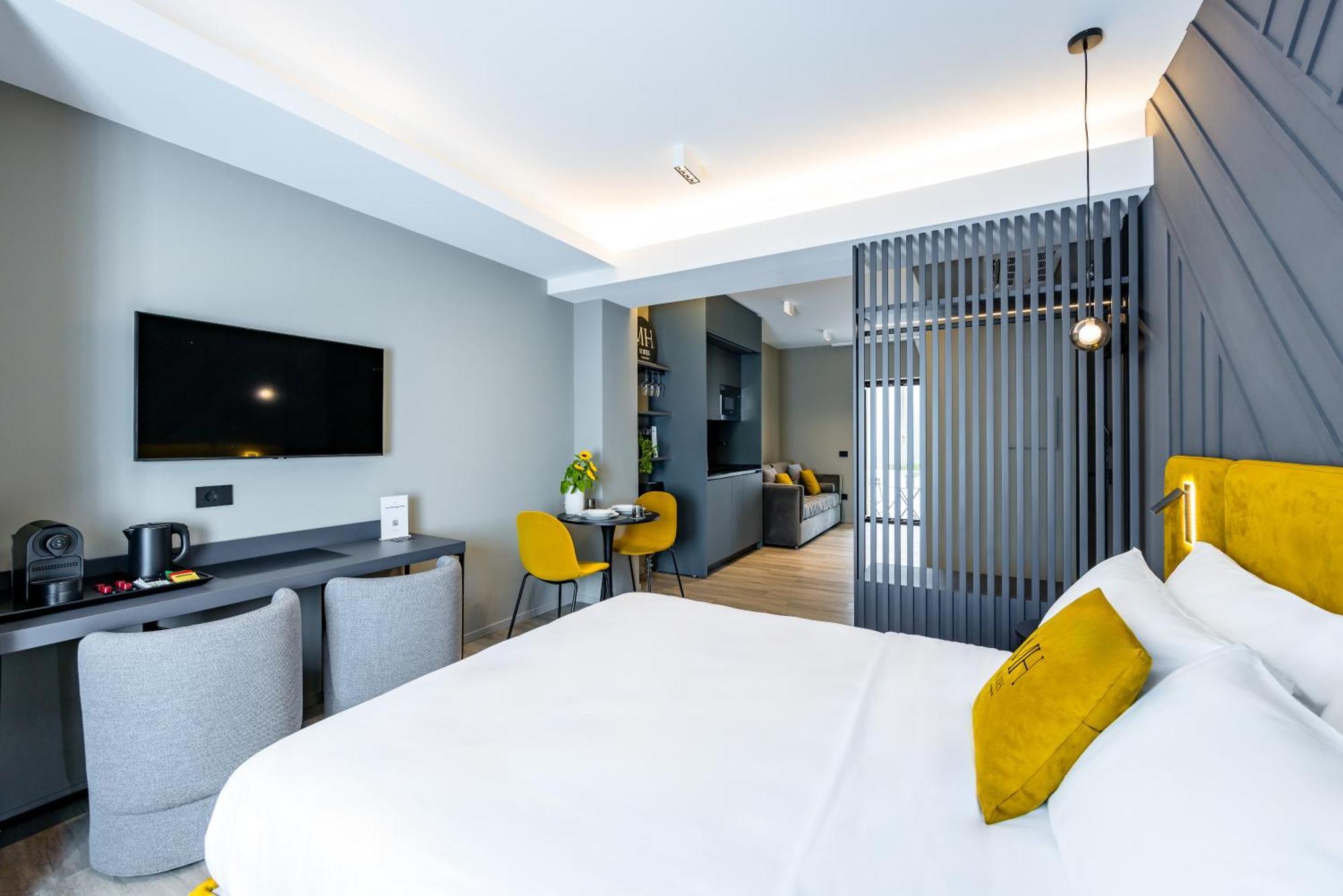 Mh Suites Plebiscito Napoli Exterior foto