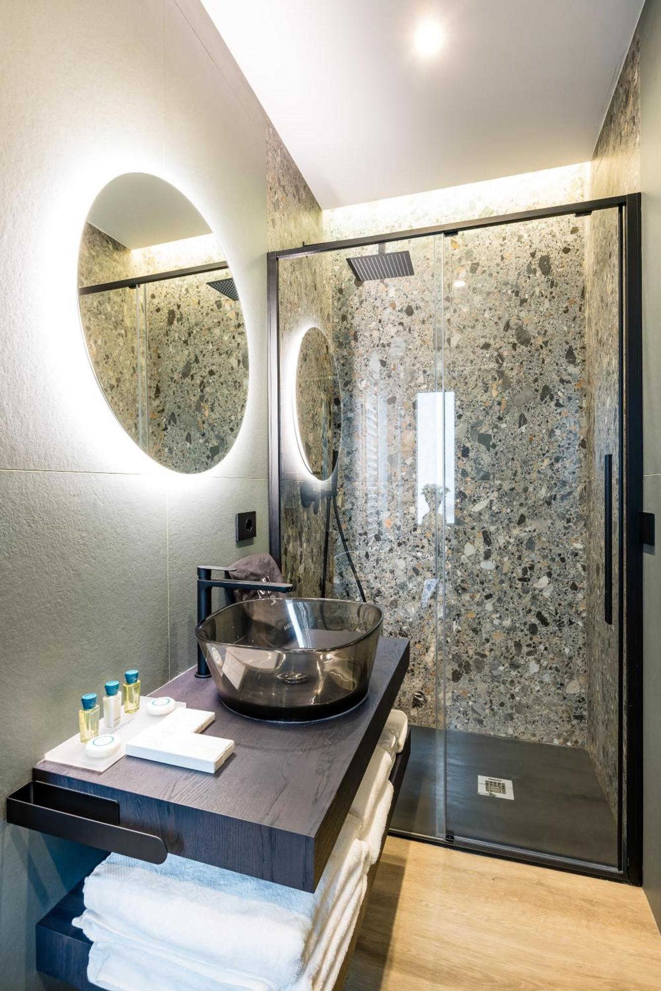 Mh Suites Plebiscito Napoli Exterior foto