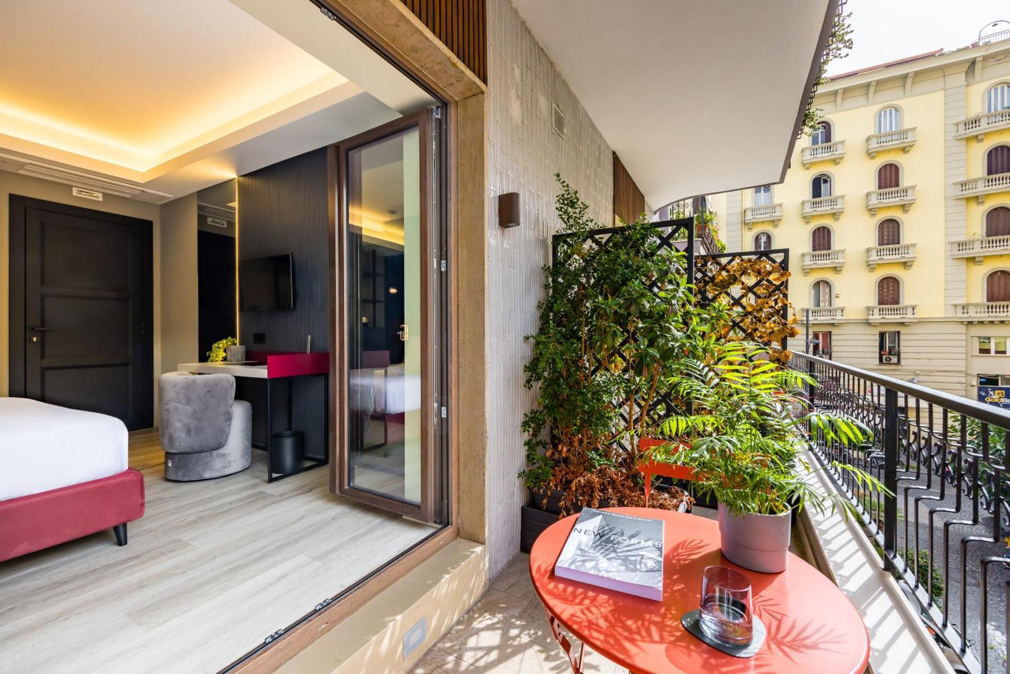 Mh Suites Plebiscito Napoli Exterior foto
