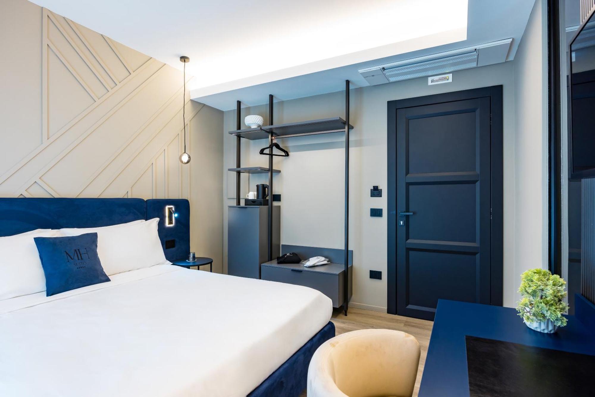 Mh Suites Plebiscito Napoli Exterior foto